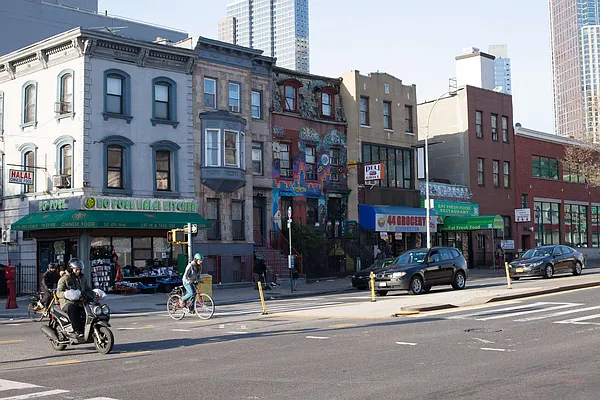 Rented by Common Living, Inc. | media 53