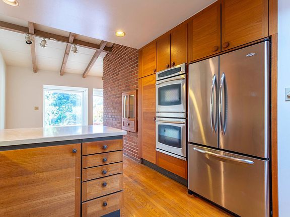 2nd image of 270 Bretano Way