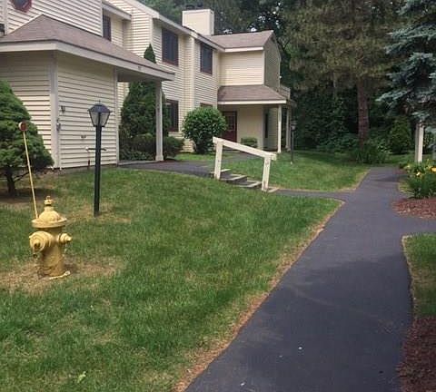 2nd image of 211 Yorktown Dr