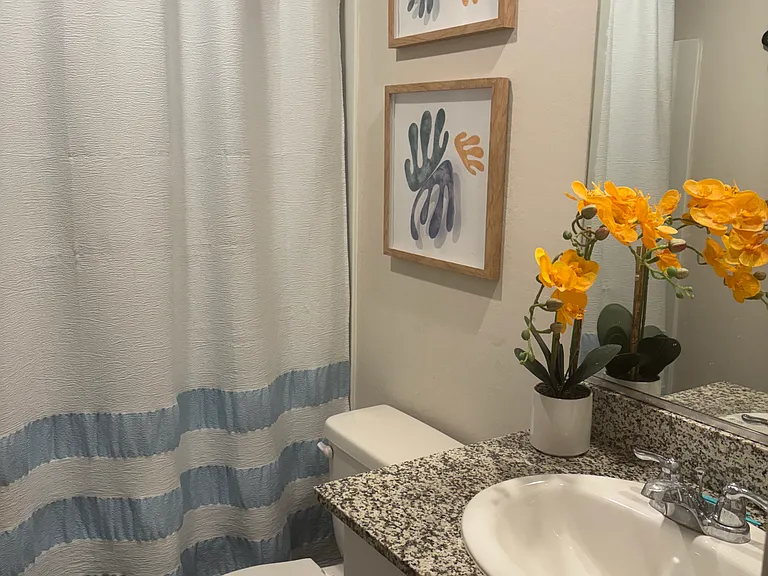 470 Reizen Dr — Photo 6