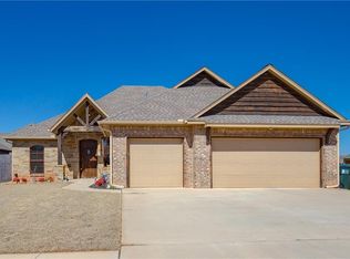 1205 Torrey Pines Rd, Norman, OK 73072