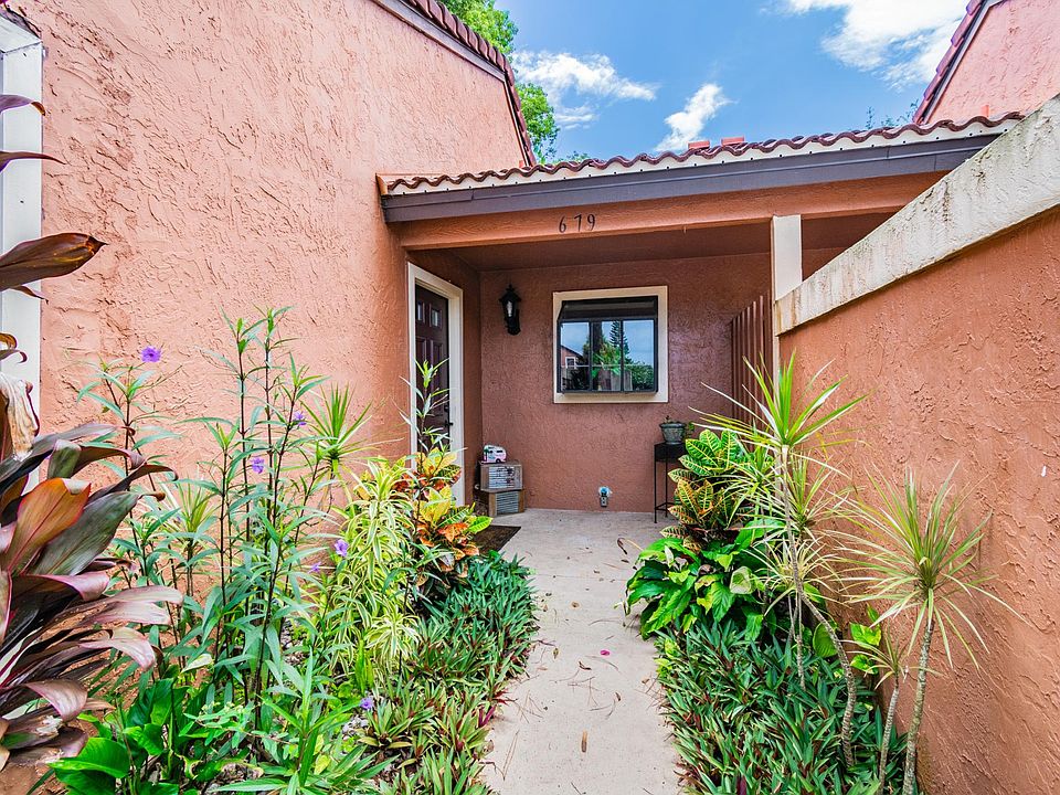 1st image of 679 Montego Bay Ct