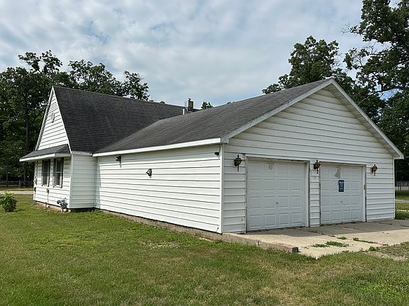 4th image of 705 E Wilcox Ave