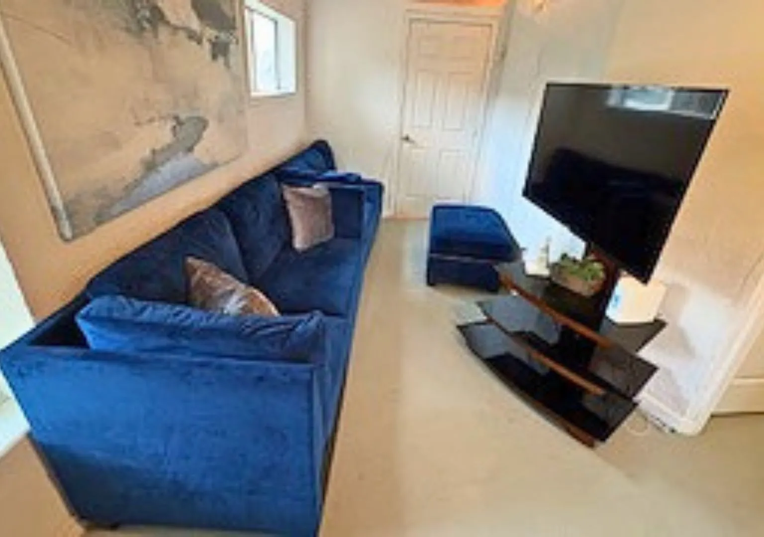 2 bed, 1000 sqft, $1,595 — Photo 1