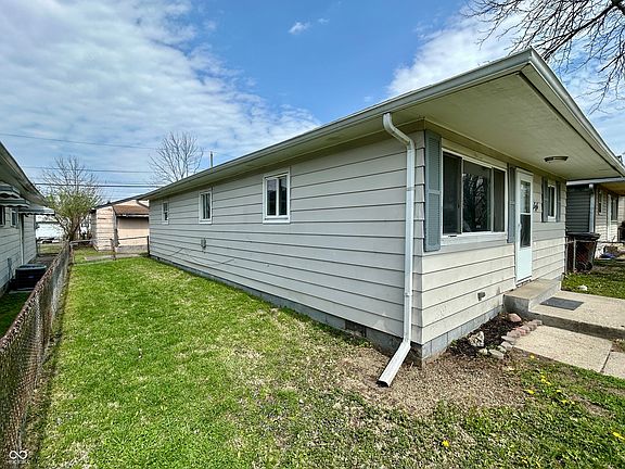 4th image of 4306 Hoyt Ave