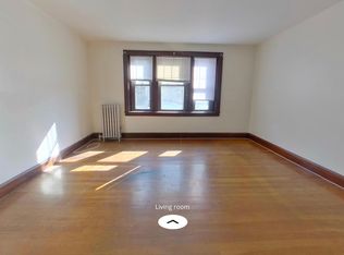 18 W Wyoming Ave APT 8, Melrose, MA 02176