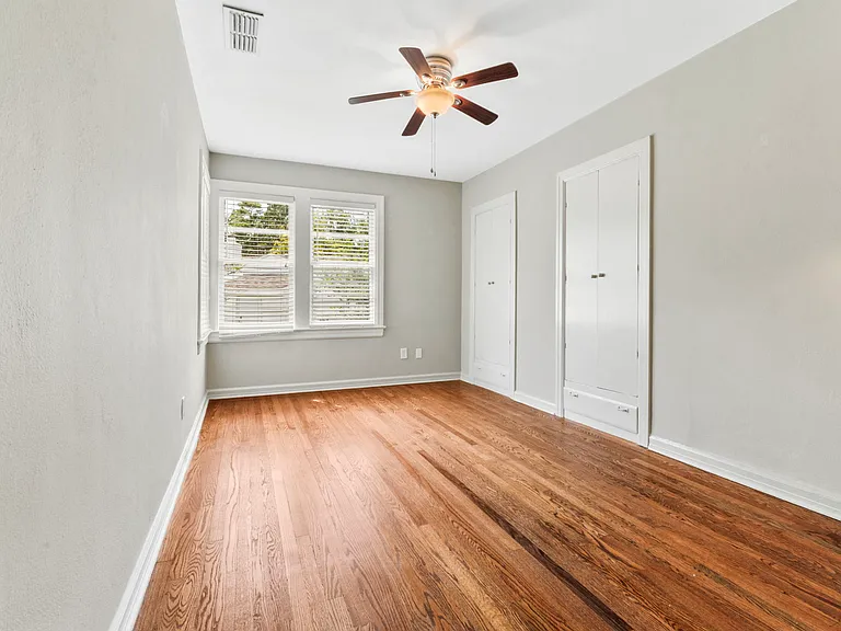 1326 Pinetree Rd — Photo 36
