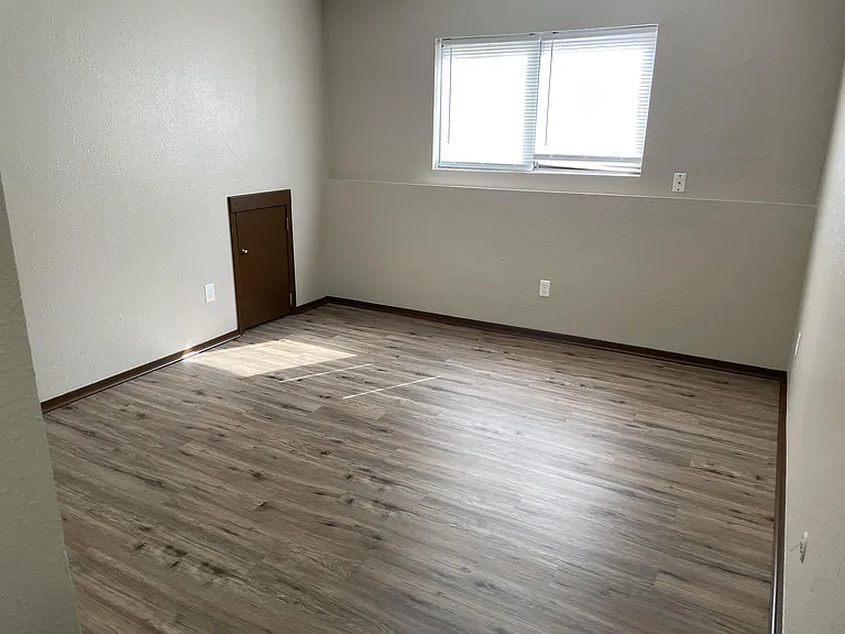 307 S Seneca St #103 — Photo 10