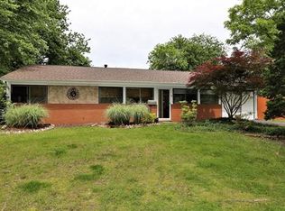 52 Cambridge Rd, Kendall Park, NJ 08824