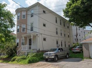 2 Vernon Street Pl, Worcester, MA 01607