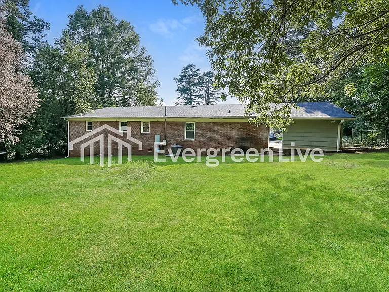 151 Leawood Dr — Photo 14