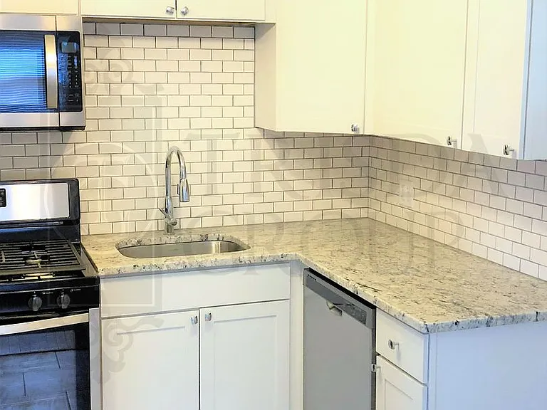 422 Jacobson Dr — Photo 42