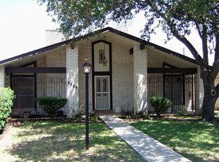 8209 Windway Dr, Windcrest, TX 78239