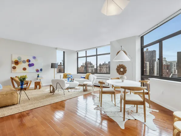 303 East 43rd Street image 1 of 12