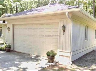 10 Sundew Ct, Hilton Head Island, SC 29926
