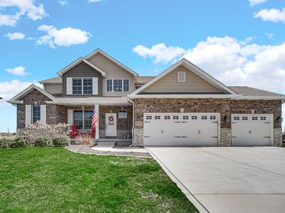 9757 Garden Way St, John, IN, 46373