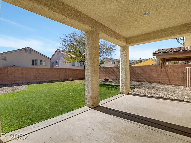 9737 Villa Cache Ct — Photo 24