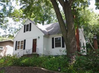 103 Birdland Dr, Newton, IA 50208