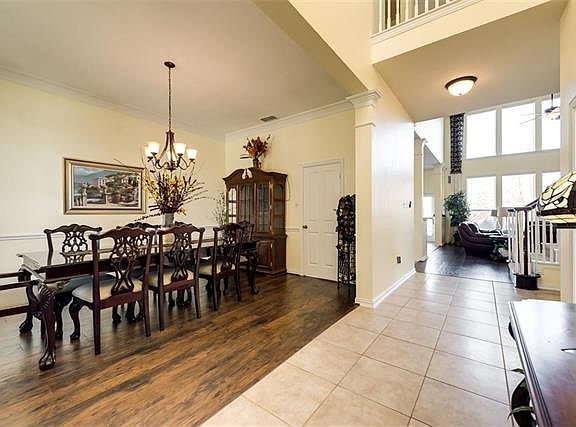 2nd image of 2407 Cruise Dr