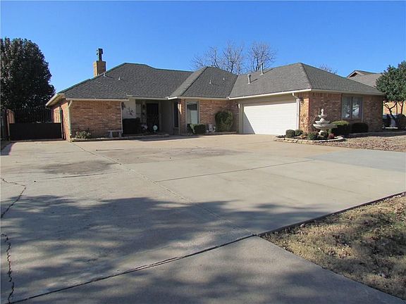 4th image of 10609 W Country Dr