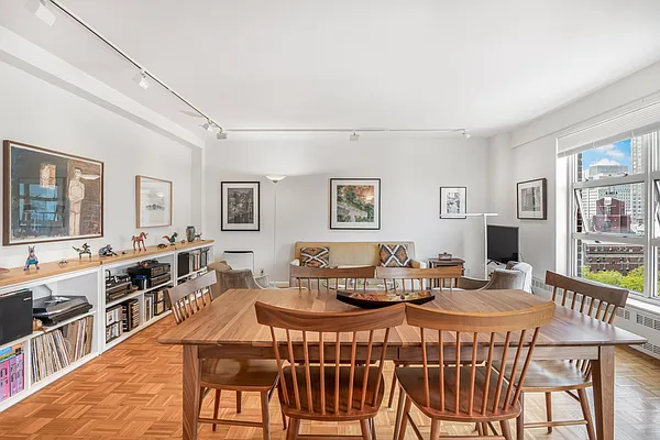 80 La Salle Street #18A