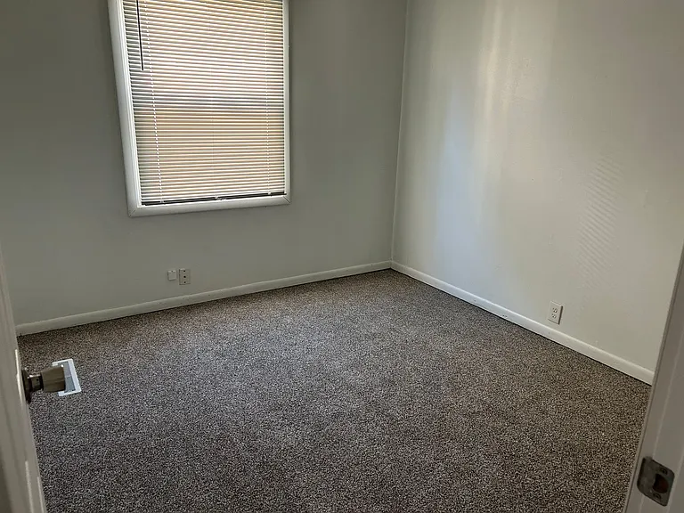 104 8th St NW APT Nate Larson - Lease Only — Photo 6