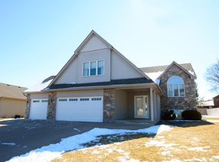 1401 14th Ave SE, Forest Lake, MN 55025