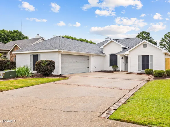 108 Bronze Medal Dr, Lafayette, LA 70506