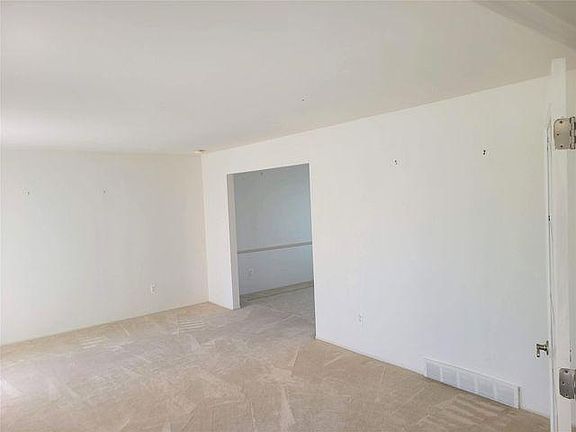 5th image of 2032 Post House Ct