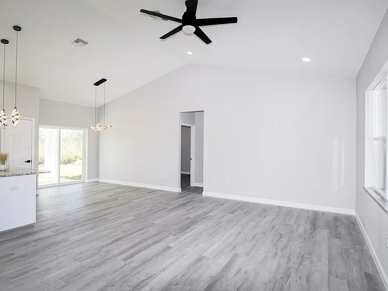 4625 Cortez Blvd — Photo 14