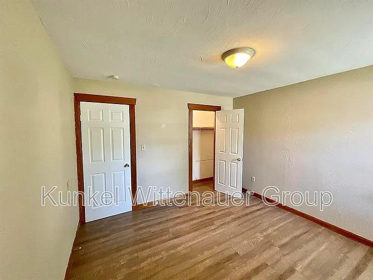 546 N 40th St — Photo 9