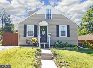 619 Delaware Ave, Croydon, PA 19021