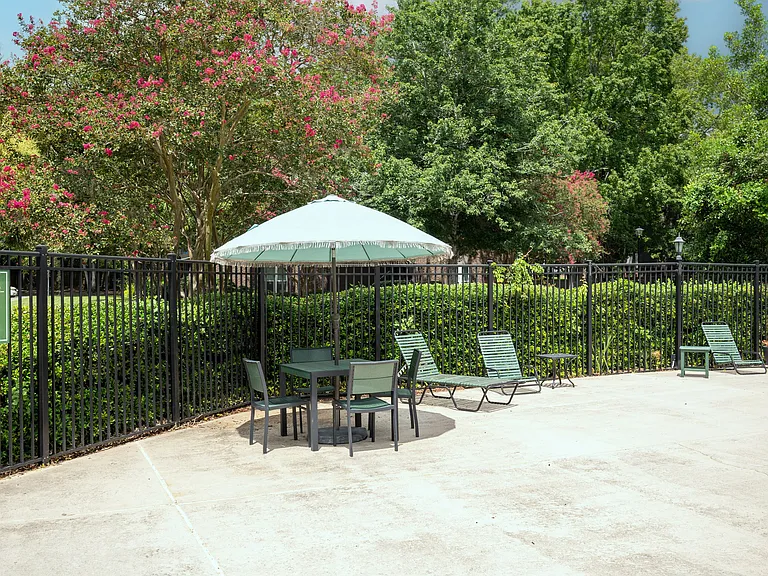 North Bluff Apartments — Photo 14