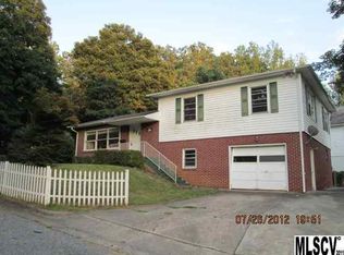 903 Wright St SW, Lenoir, NC 28645