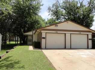 1106 E Edwards St, Edmond, OK 73034