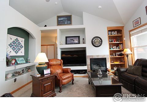 3rd image of 1646 Plains Dr