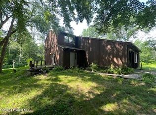 80 Vosburgh Rd, Averill Park, NY 12018