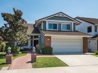 10 Goldenrod, Irvine, CA 92614