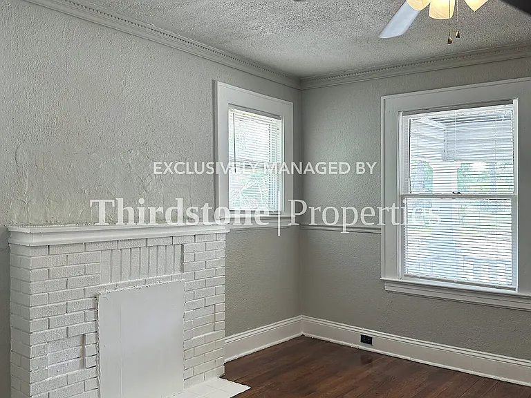 961 Dorchester St — Photo 5