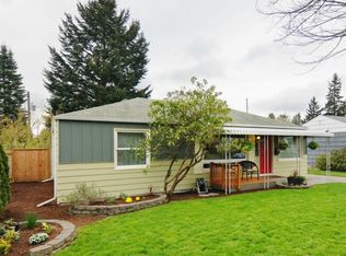 847 NE 189th St, Seattle, WA 98155