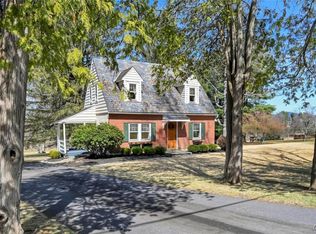 1471 Spring Valley Rd, Bethlehem, PA 18015