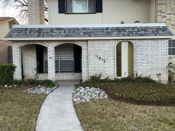 11813 Petal Dr
