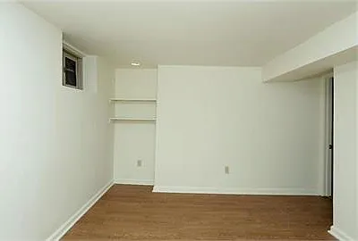 353 Boiling Springs Dr — Photo 15