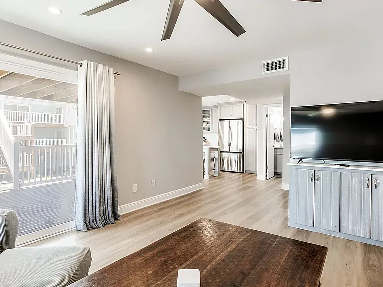 1100 Fort Pickens Rd #C1 — Photo 8