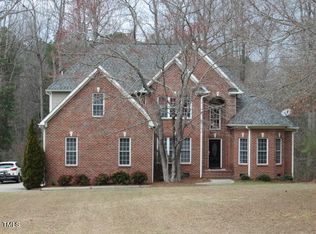 2946 Candlehurst Ln, Raleigh, NC 27616