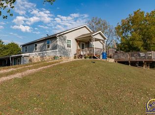 3838 NW 86th St, Topeka, KS 66618