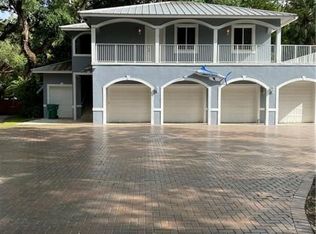 5527 Woodland Ln, Fort Lauderdale, FL 33312