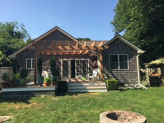 2nd image of 43 Hull St