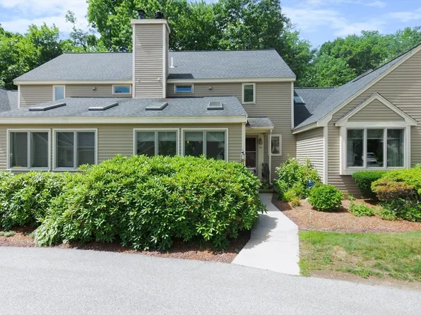32 Lilac Ln #32, Haverhill, MA 01830
