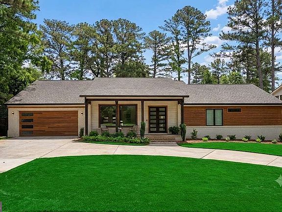 4th image of 4130 Lower Roswell Rd